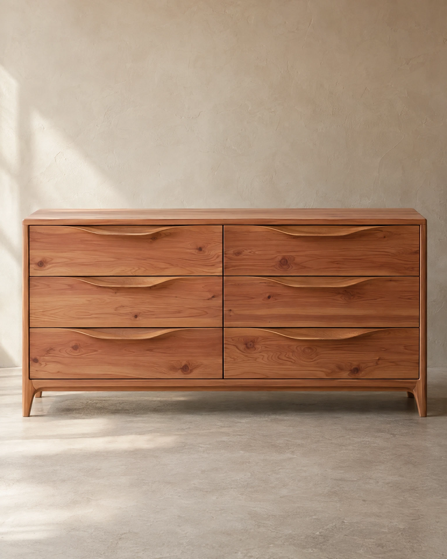 Cedar Dresser, Natural cedar